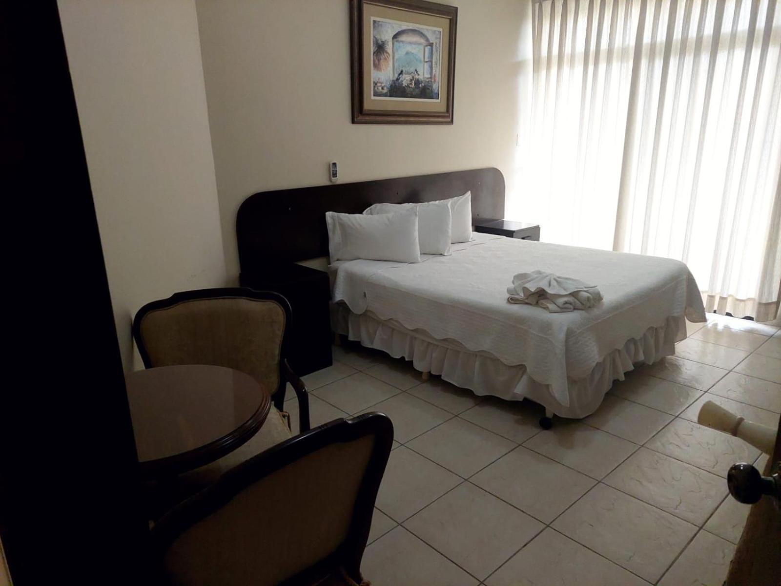 La Casona Hotel Boutique Camiri Exterior photo